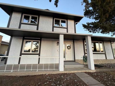 5632 dalhousie Drive NW Calgary AB T3A 1P9