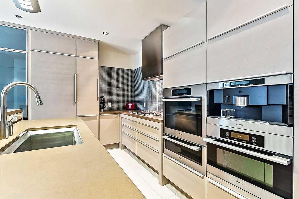 108 9 Avenue SW 1602