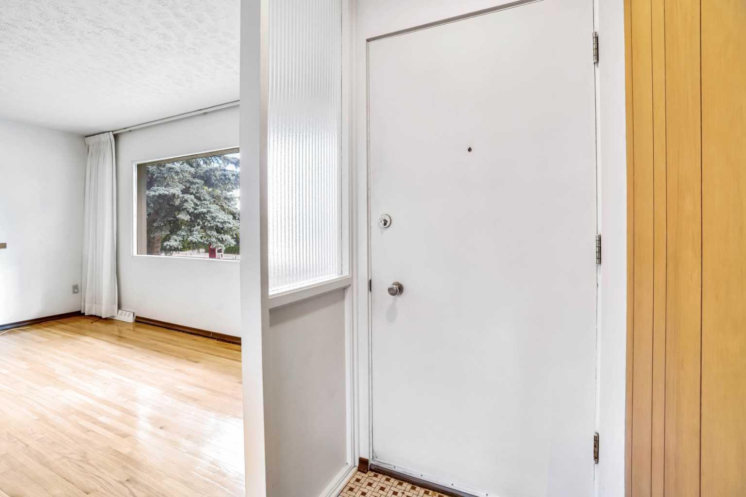 53 Hollyburn Road SW