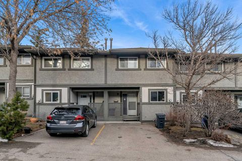 Photo of 7172 Coach Hill Road SW #104, Calgary, AB T3H 1C8 (MLS # A2319959)