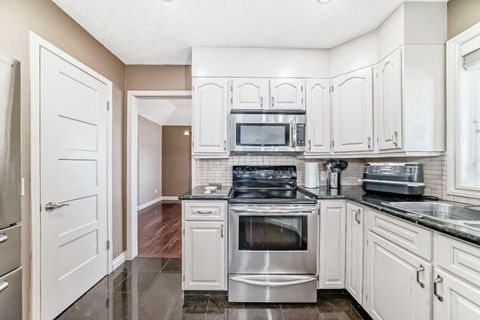 Tiny photo for 291 EAST CHESTERMERE Drive, Chestermere, AB T1X 1A2 (MLS # A2305396)