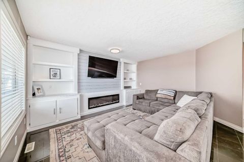 Tiny photo for 291 EAST CHESTERMERE Drive, Chestermere, AB T1X 1A2 (MLS # A2305396)