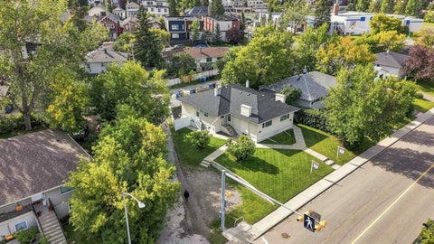 Photo of 2404 & 2406 Richmond Road SW, Calgary, AB T2T 5E4 (MLS # A2351303)