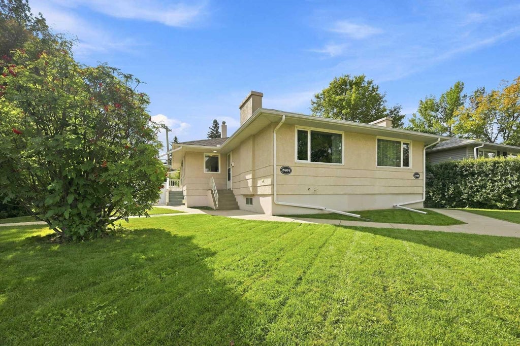 Photo of 2404 &amp; 2406 Richmond Road SW, Calgary, AB T2T 5E4 (MLS # A2351303)