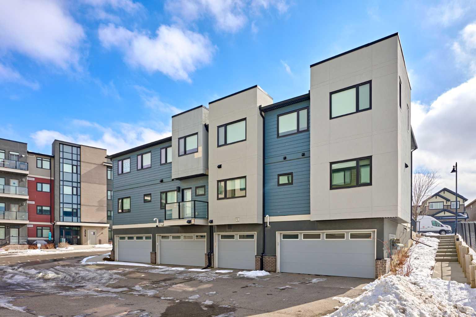 218 Sherwood Square NW 103