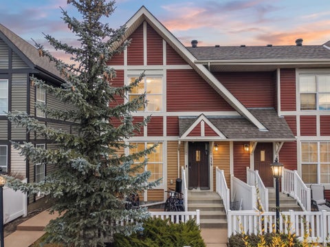 Photo of 119 New Brighton Villas SE, Calgary, AB T2Z 0T5 (MLS # A2354601)