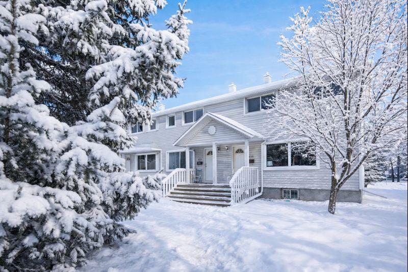 571 Killarney Glen Court SW