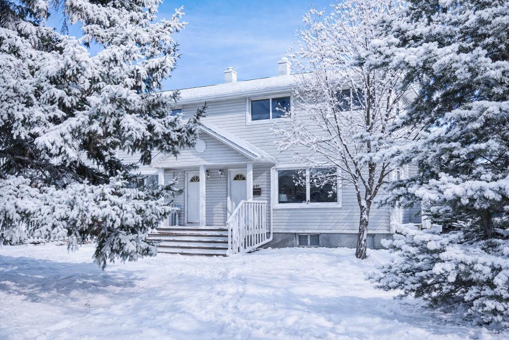 Photo of 571 Killarney Glen Court SW, Calgary, AB T3E 7H4 (MLS # A2265392)