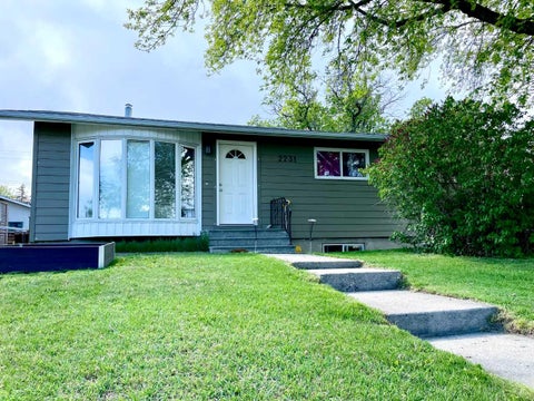 Photo of 2231 39 Street SE, Calgary, AB T2B 1A6 (MLS # A2311795)