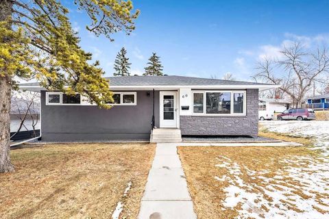60 Fawn Crescent SE Calgary AB T2H 0V6