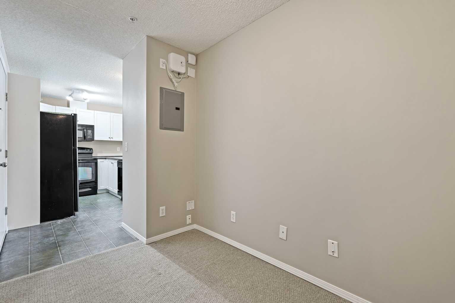 8 Bridlecrest Drive SW 2327