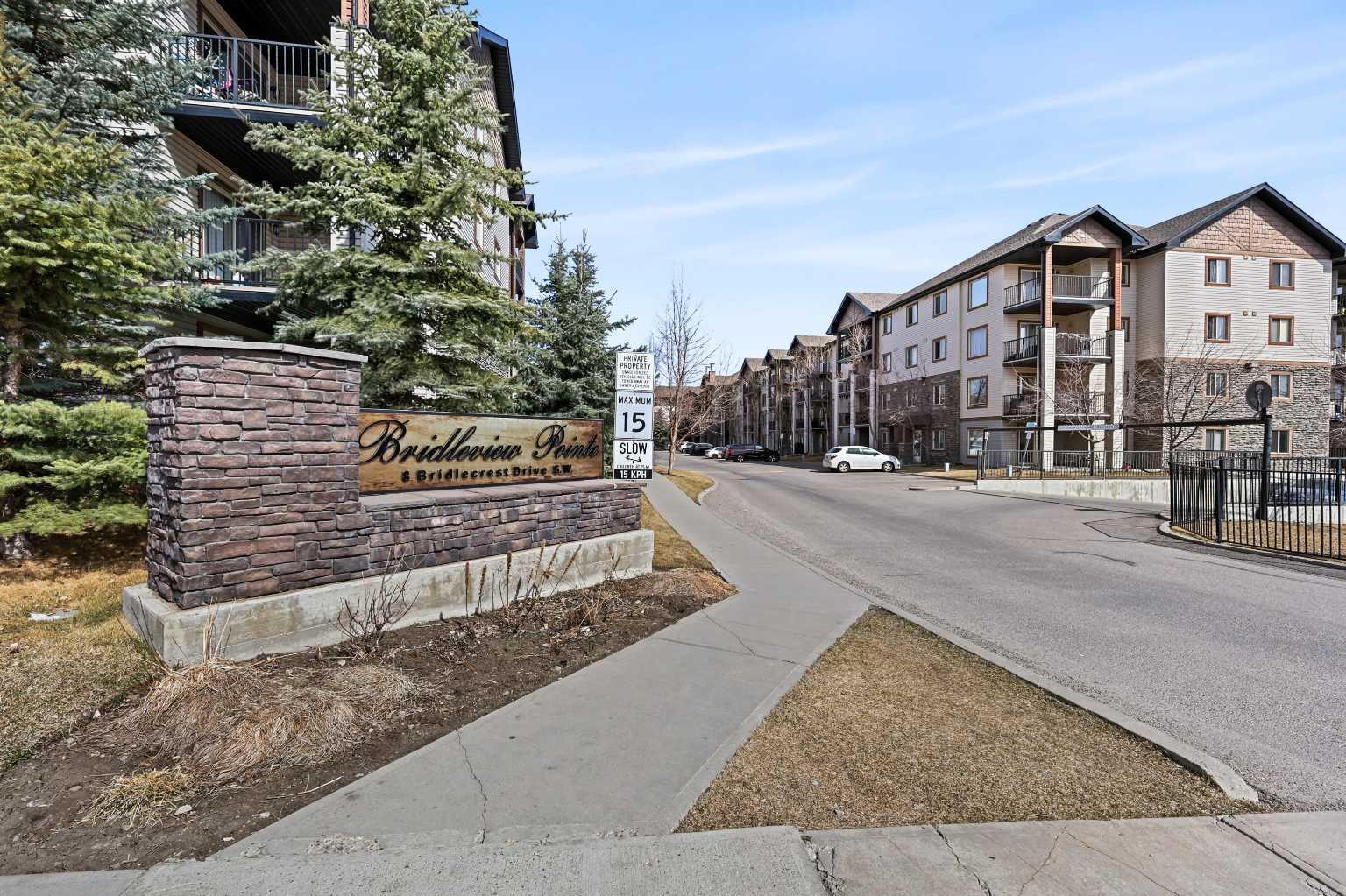 8 Bridlecrest Drive SW 2327