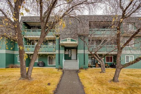 315 Southampton Drive SW 7202 Calgary AB T2W 2T6