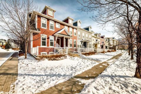 38 Auburn Bay Link SE Calgary AB T3M 1S8