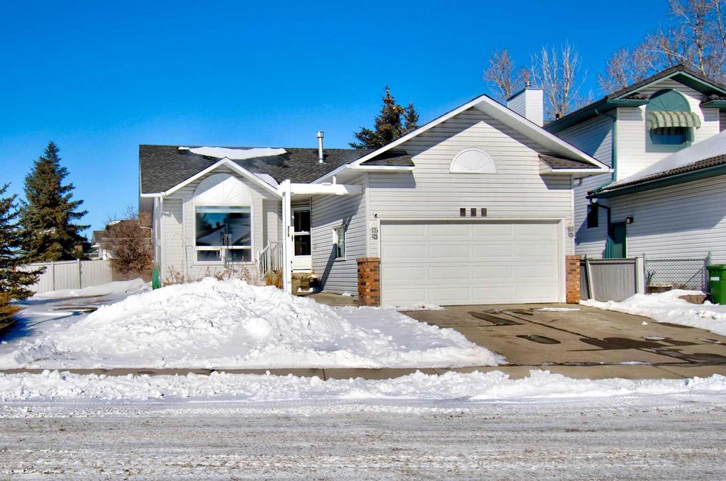 Photo of 273 Woodside Road NW, Airdrie, AB T4B 2C6 (MLS # A2299990)