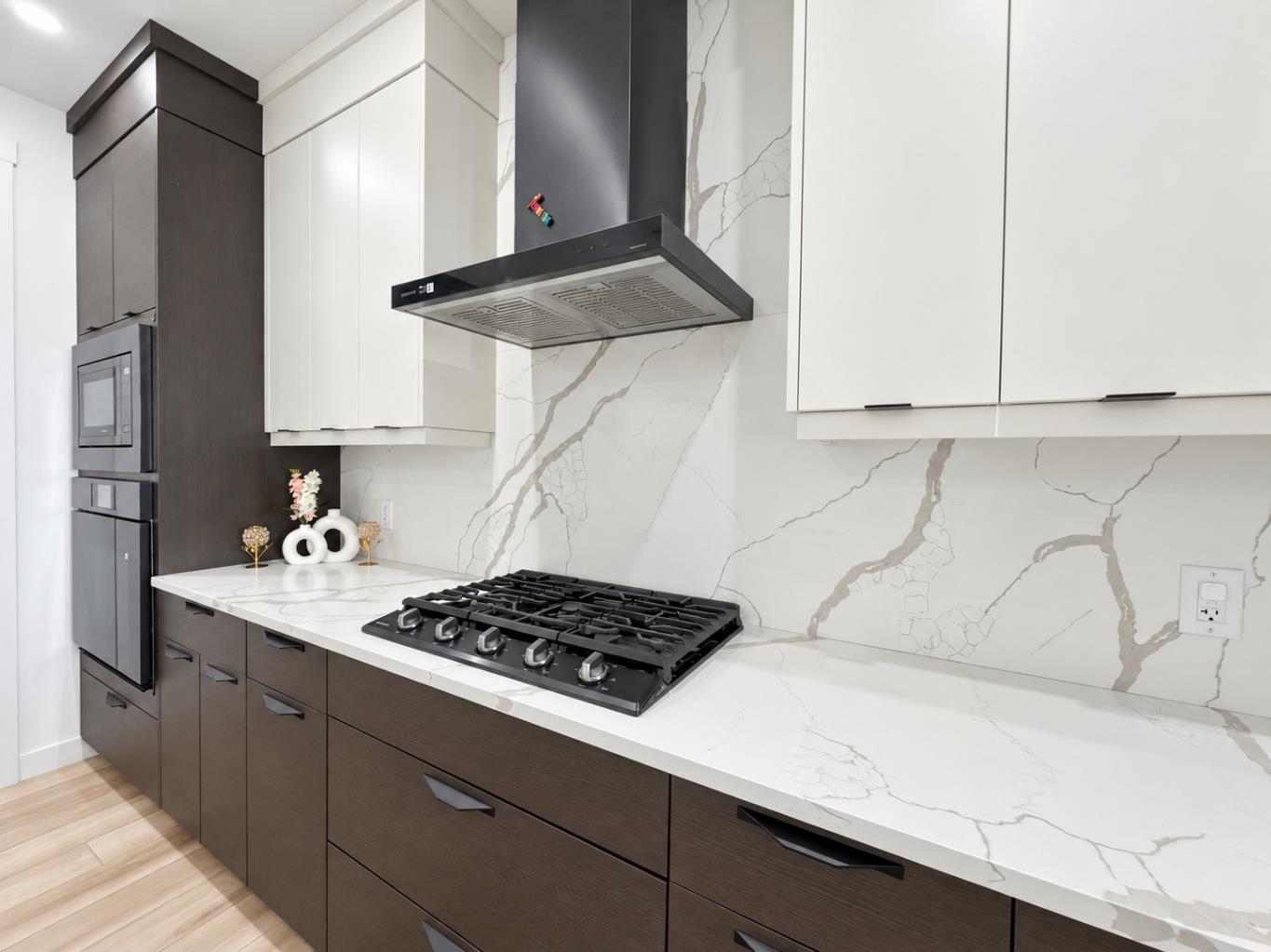 72 Calhoun View NE