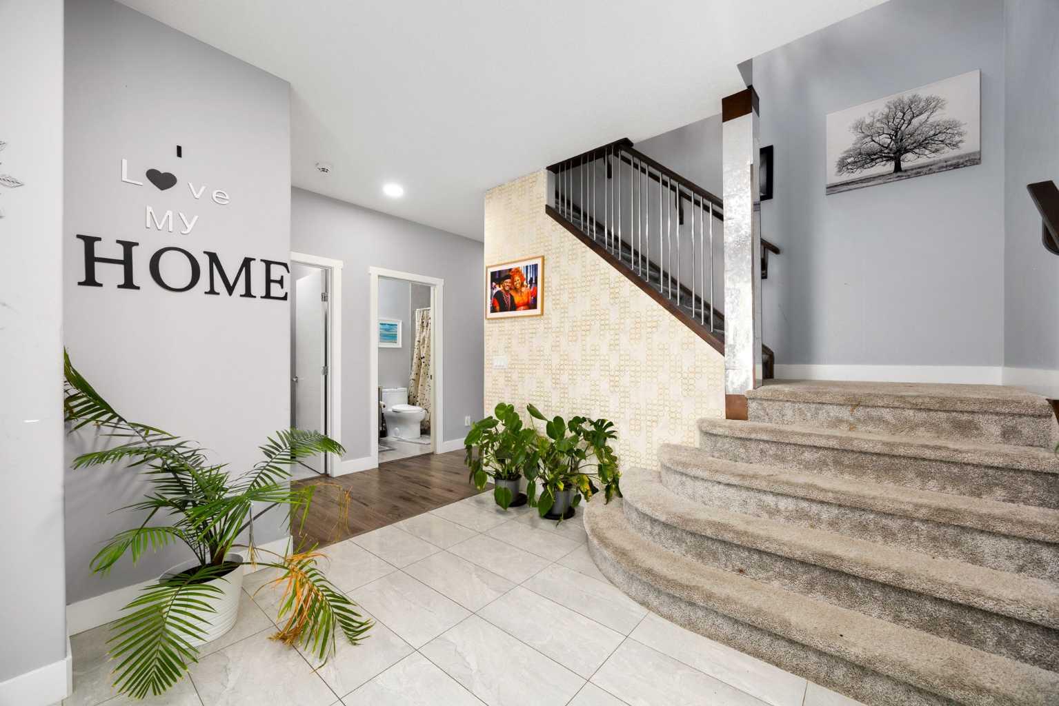 106 Baysprings Gardens SW