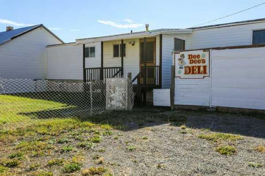Photo of 22720, 22718 8 Avenue, Hillcrest, AB T0K 1C0 (MLS # A2307749)
