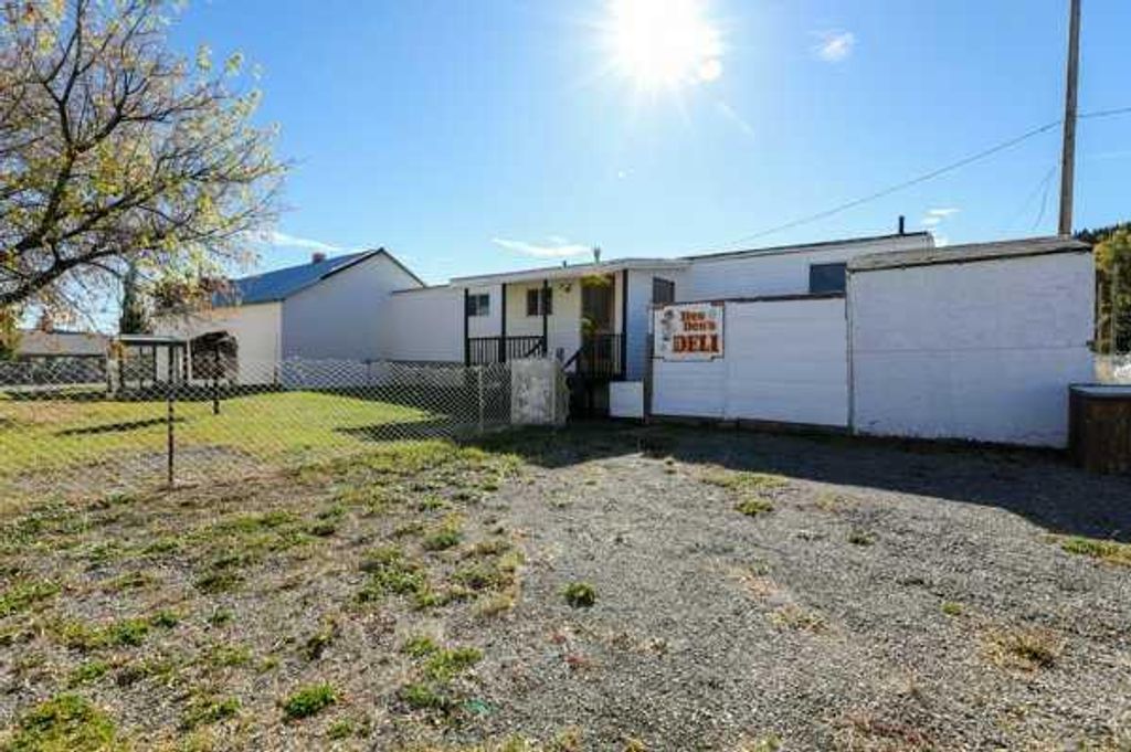 Photo of 22720, 22718 8 Avenue, Hillcrest, AB T0K 1C0 (MLS # A2307749)