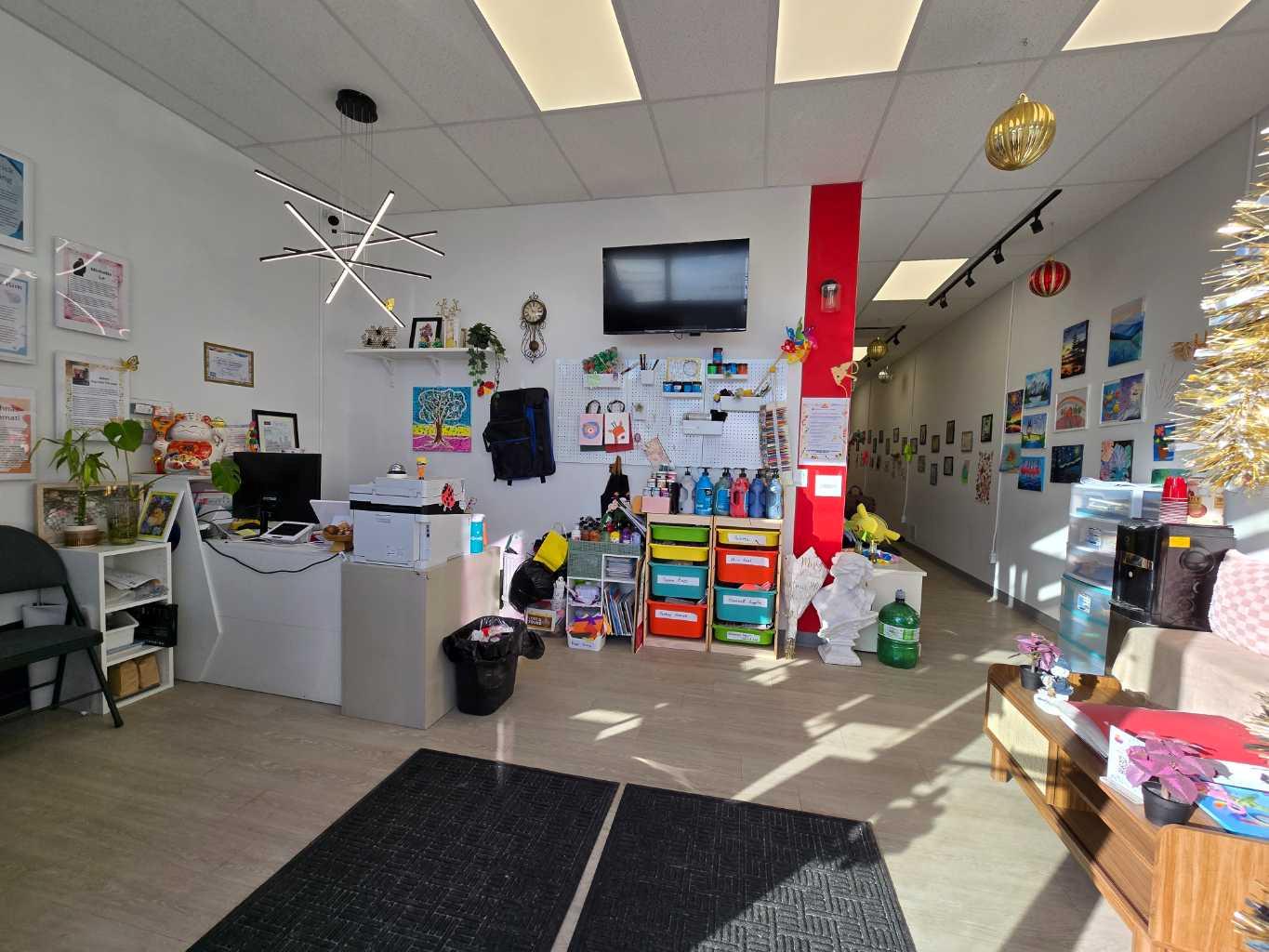 2 Royal Vista Link NW 2130