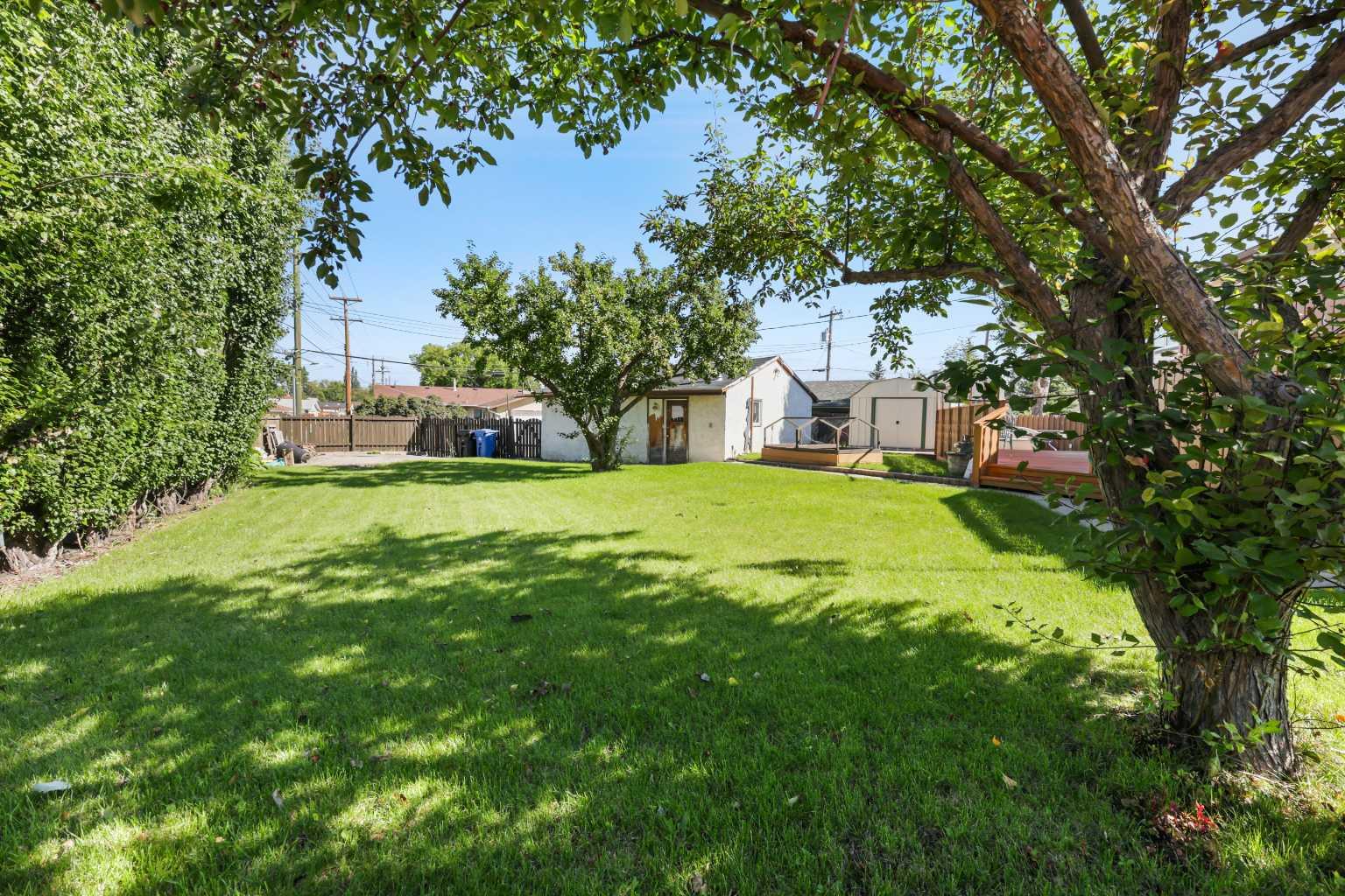 255 Penbrooke Way SE