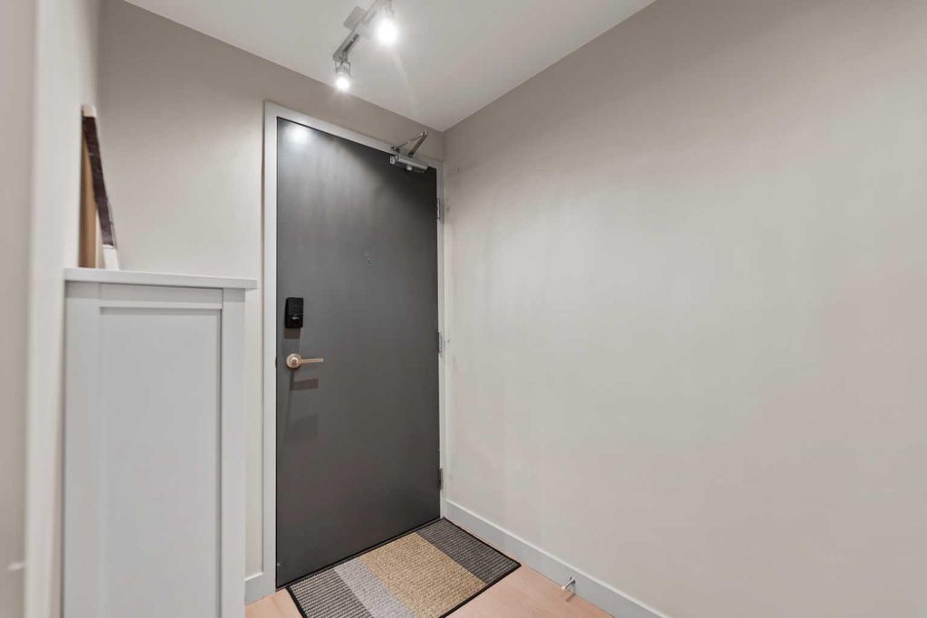 Photo of 1010 6 Street SW #2806, Calgary, AB T2R 1B4 (MLS # A2295296)