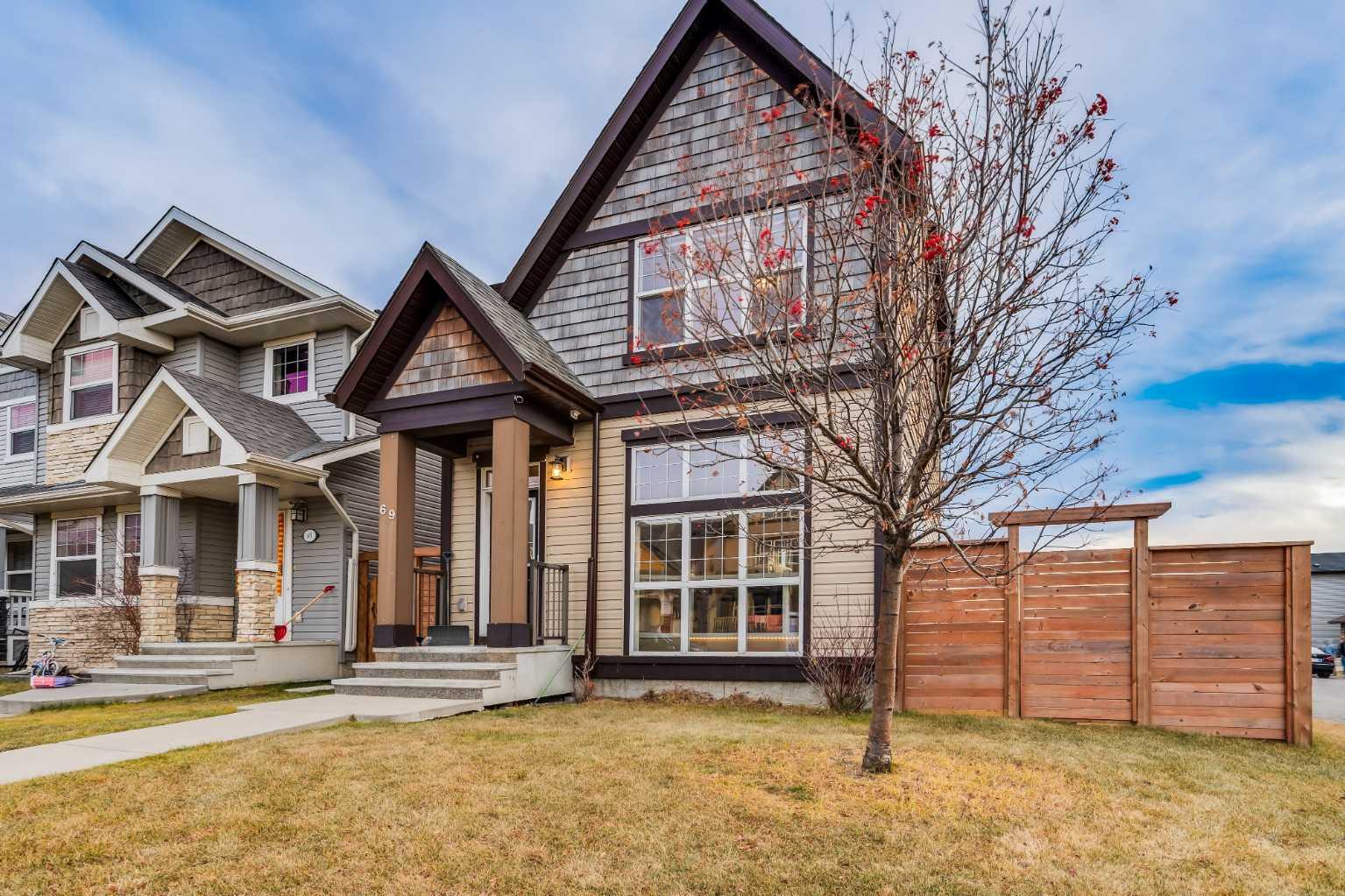 69 Skyview Point Common NE