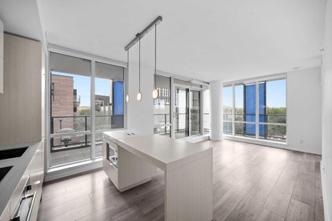 615 6 Avenue SE 210 Calgary AB T2G 1S2
