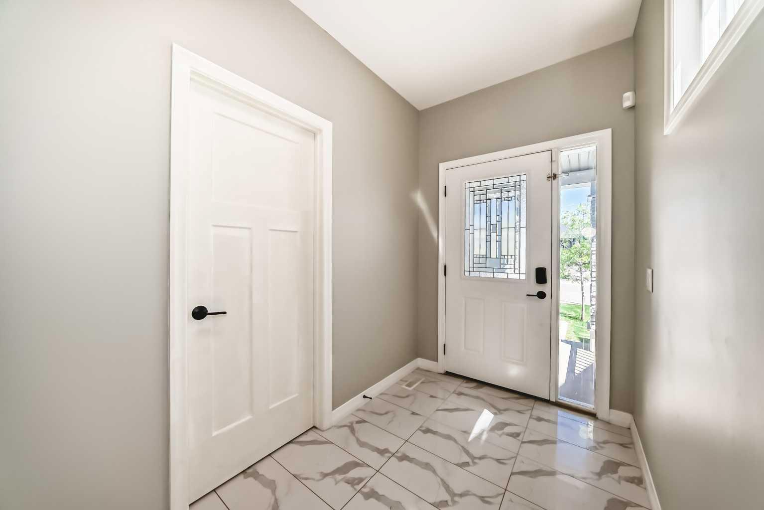 87 Legacy Glen Terrace SE
