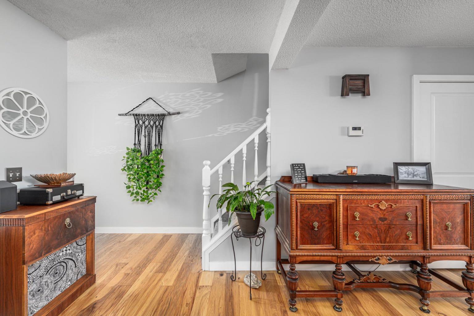 105 Bedford Manor NE