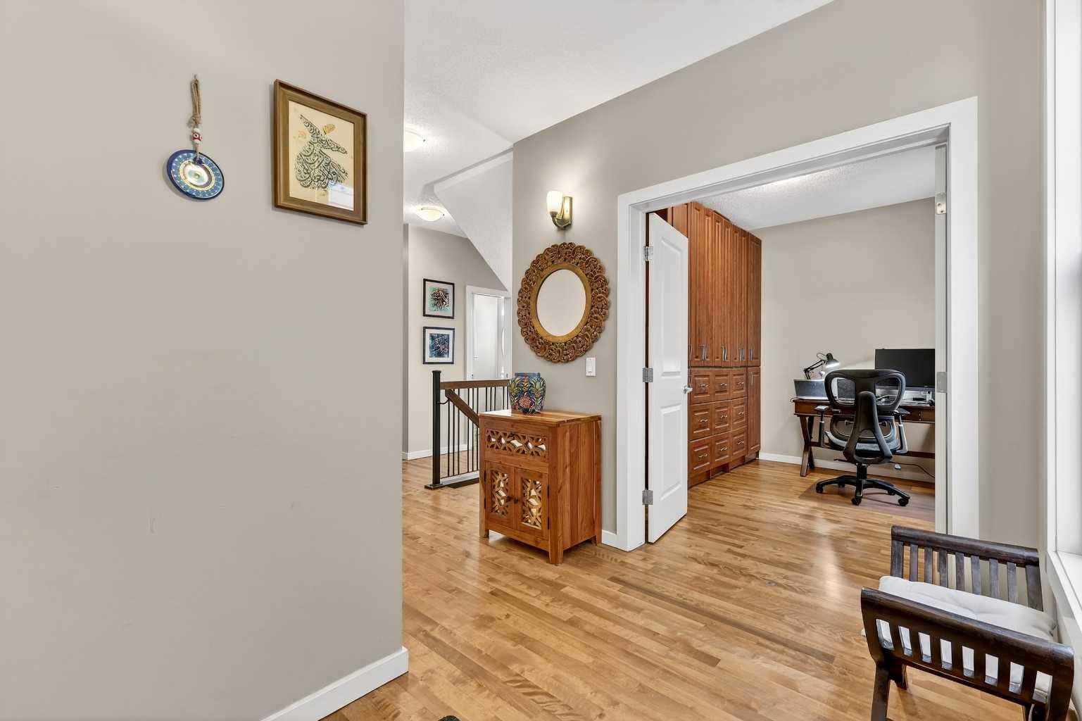 401 Mahogany Court SE