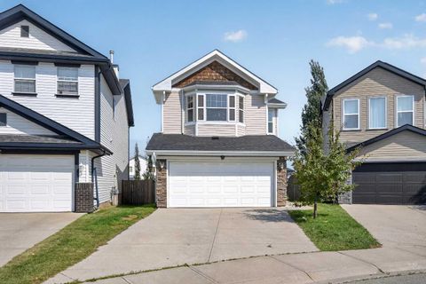 Photo of 168 Covepark Rise NE, Calgary, AB T3K 6G2 (MLS # A2331995)