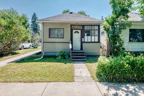 Photo of 139 11 Avenue NE, Calgary, AB T2E 0Y7 (MLS # A2330460)