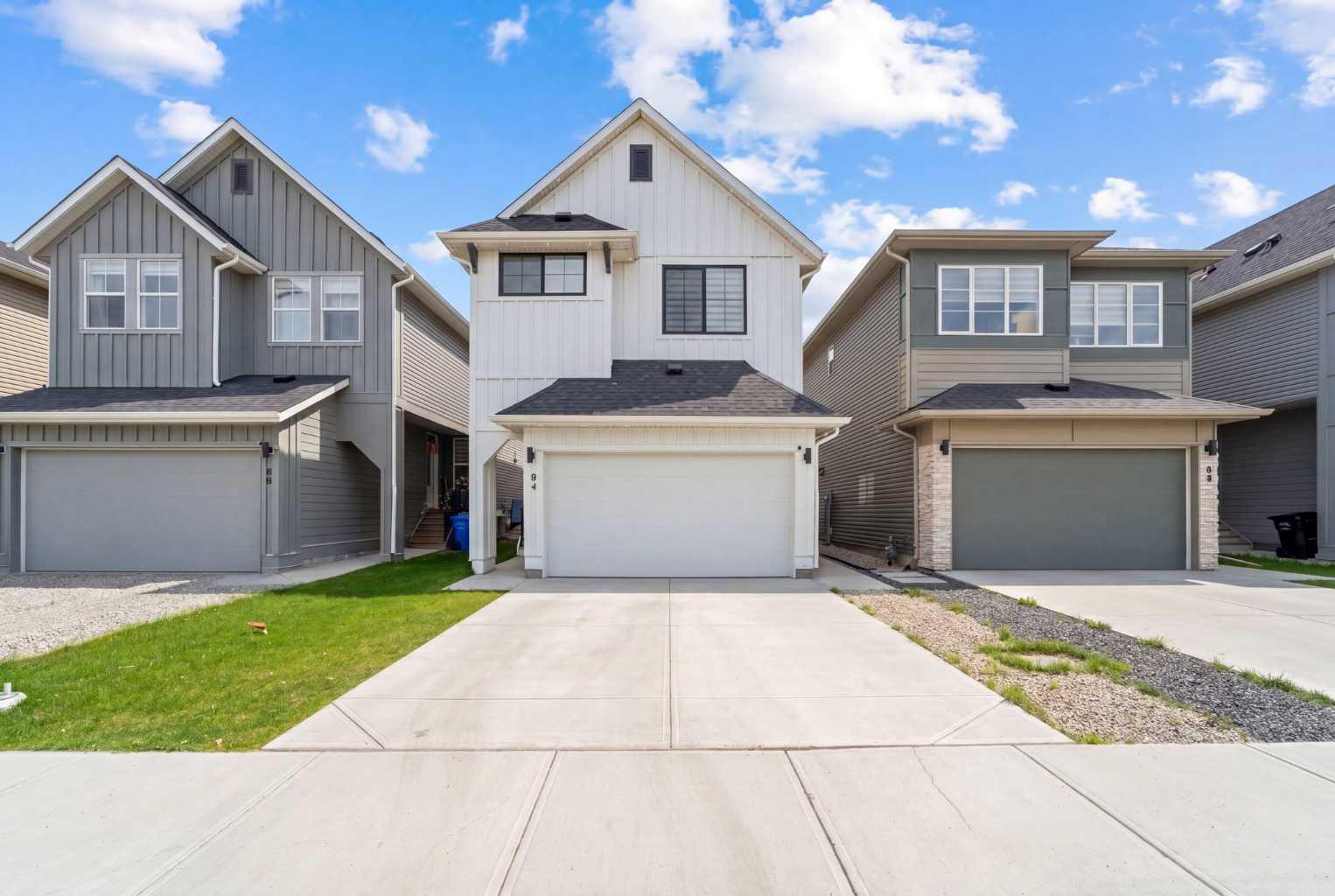 84 Copperhead Grove SE