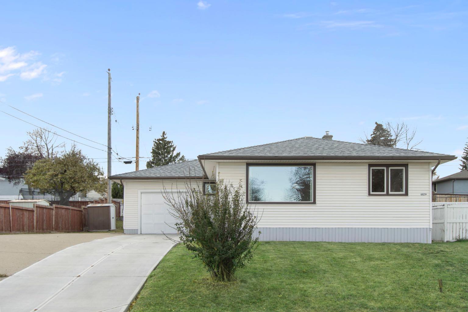 6023 Thornbank Drive NW