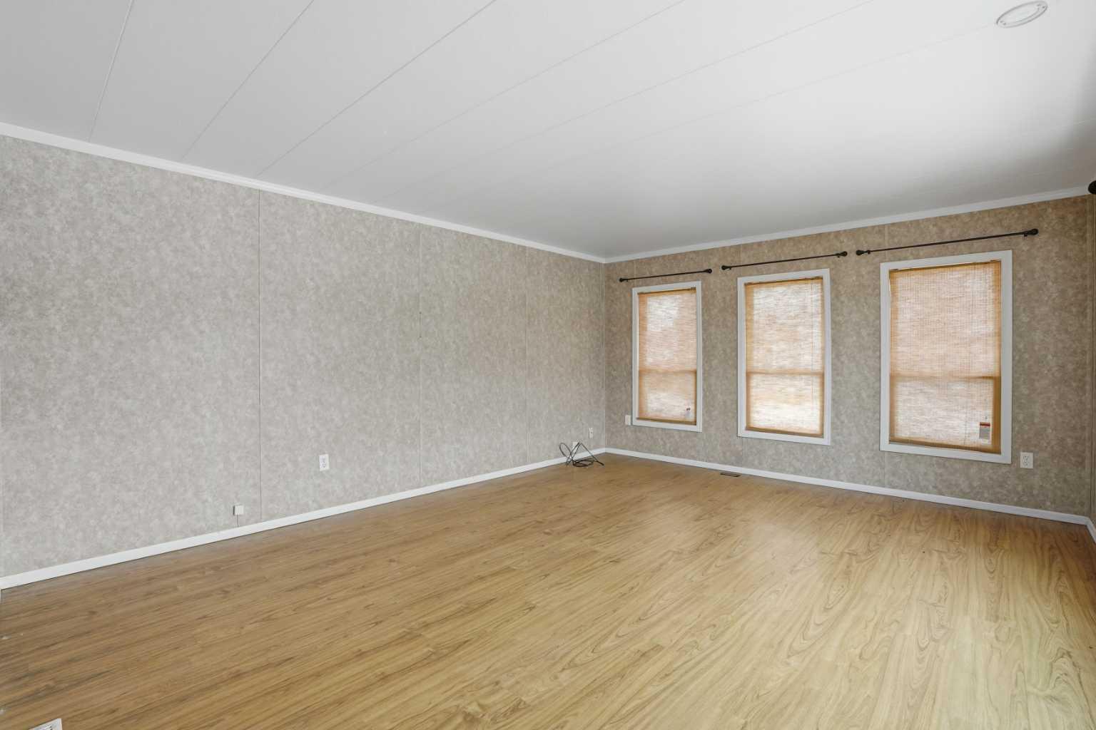 6220 17 Avenue SE 244