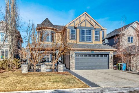 63 Discovery Ridge Circle SW Calgary AB T3H 5T8