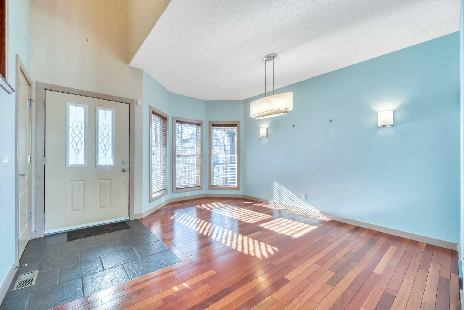 63 Discovery Ridge Circle SW