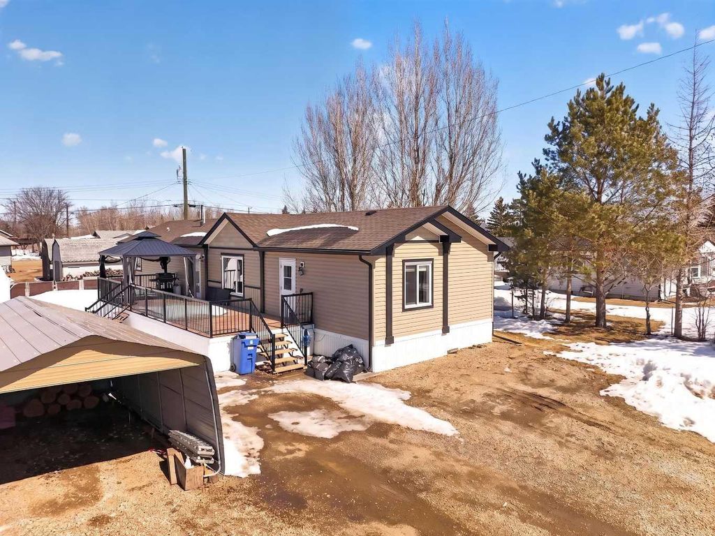 Photo of 10614 103 Avenue, La Crete, AB T0H 2H0 (MLS # A2305590)