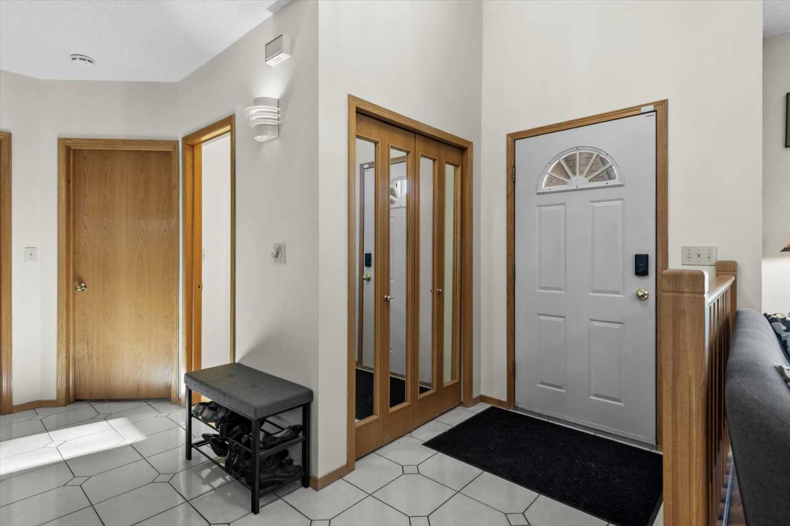 332 Hawkstone Close NW