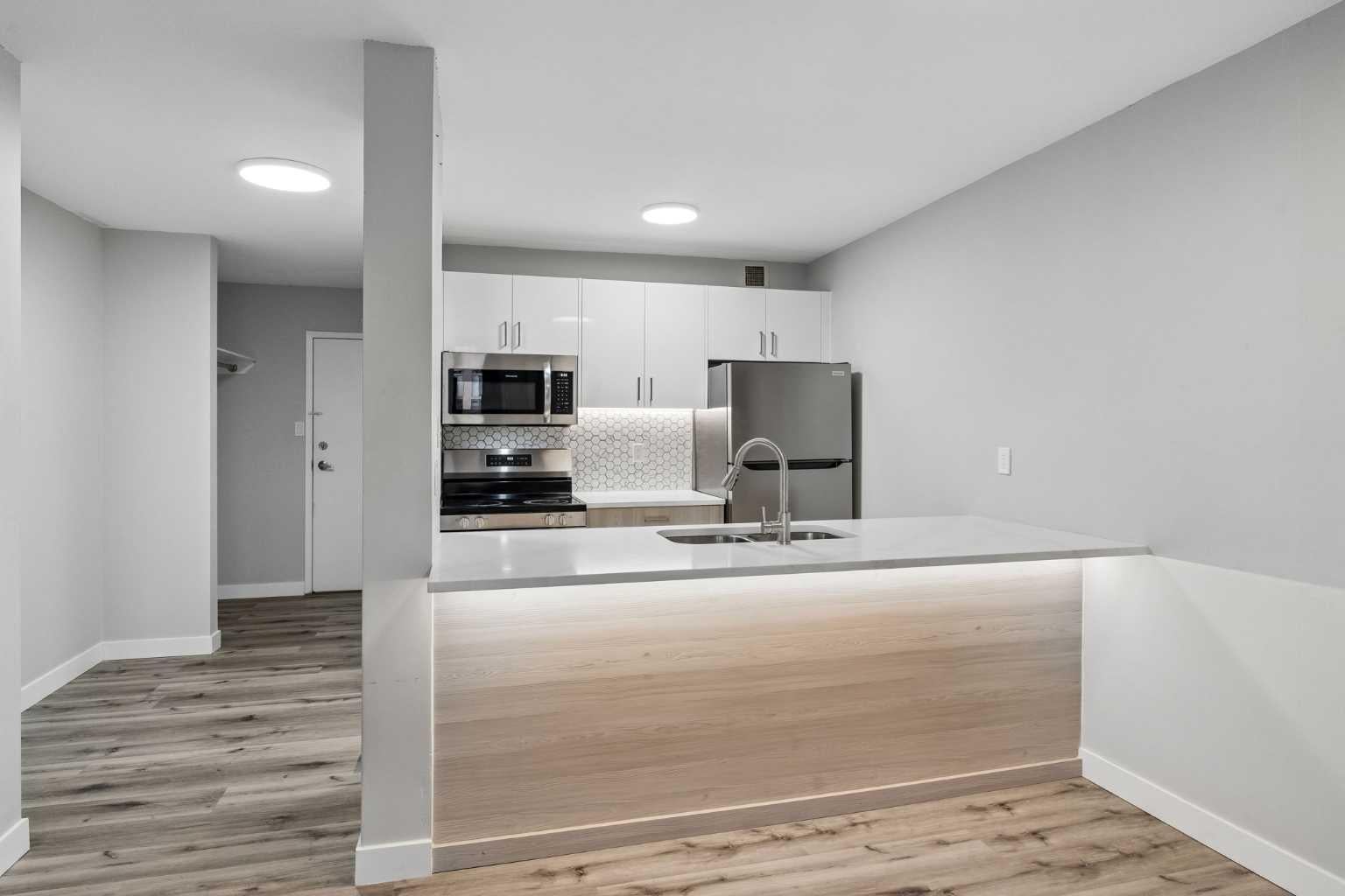 116 3 Avenue SE 304