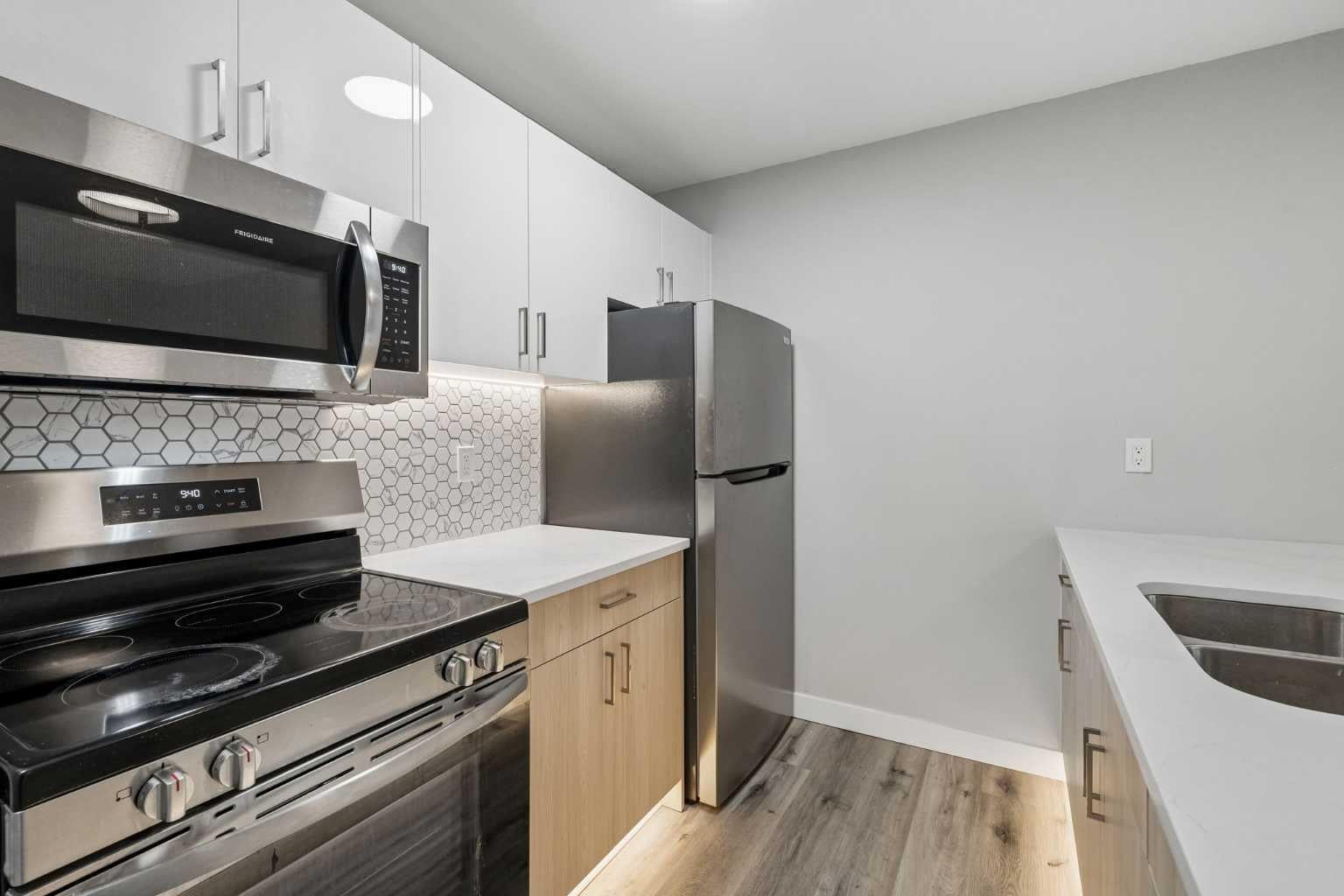 116 3 Avenue SE 304