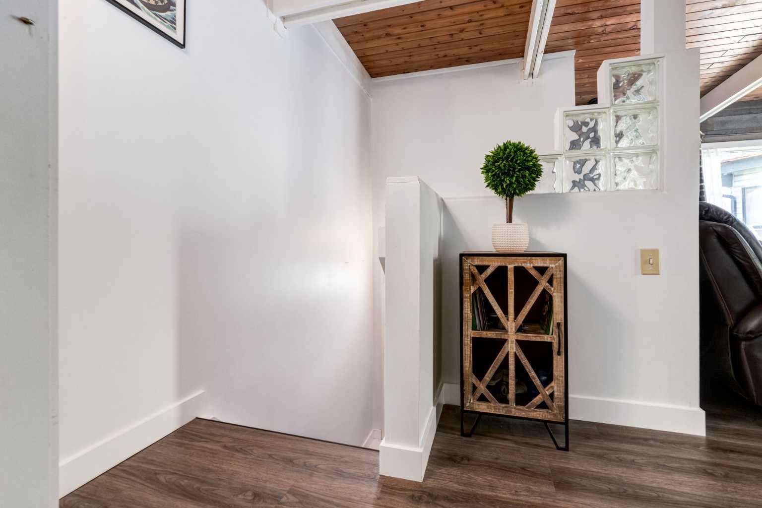 333 Braxton Place SW 4