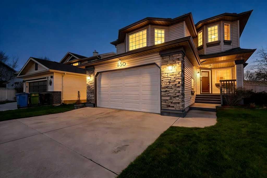 Photo of 450 Douglas Glen Boulevard SE, Calgary, AB T2Z 2M8 (MLS # A2300849)