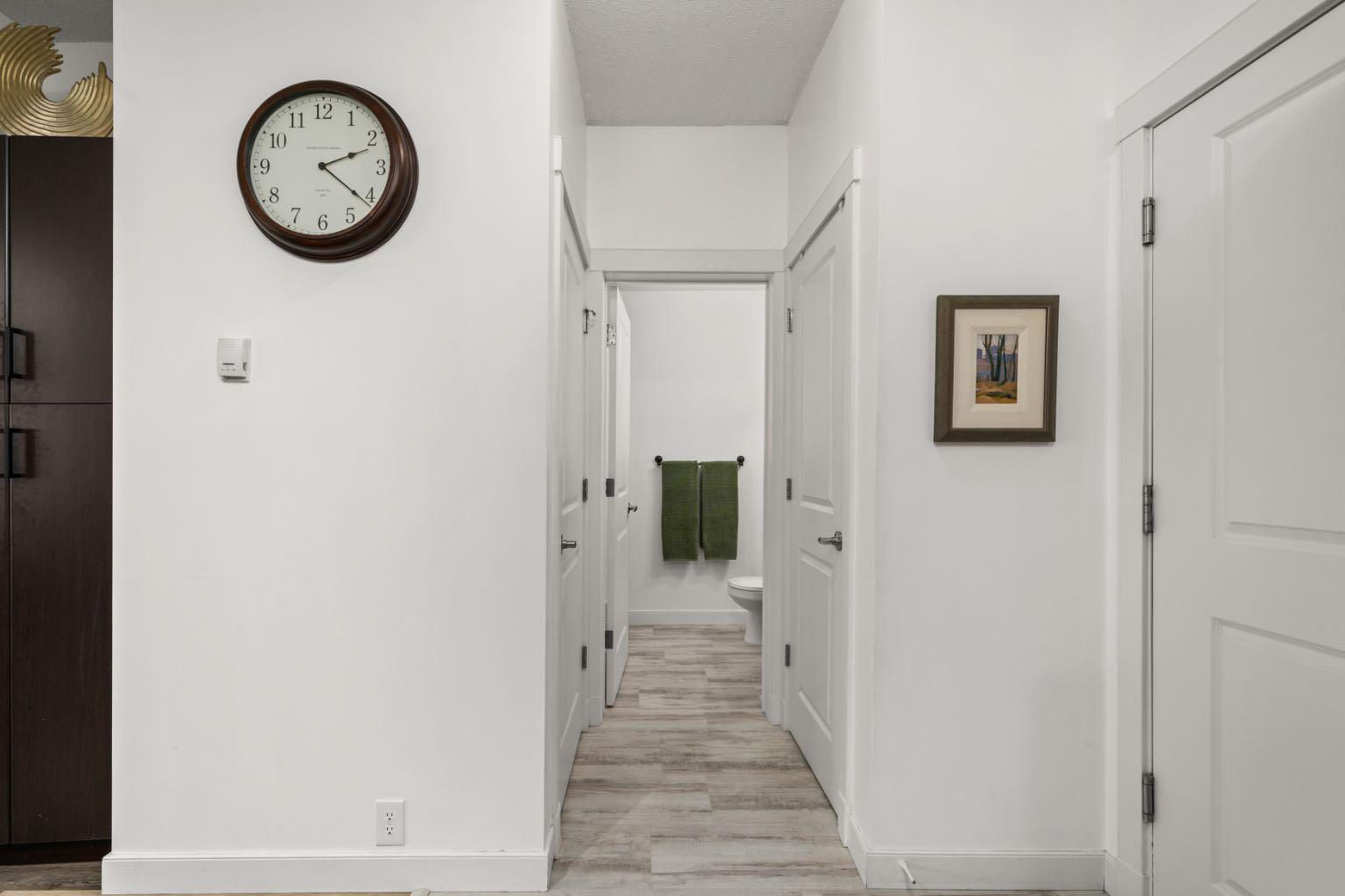 5605 Henwood Street SW 2211