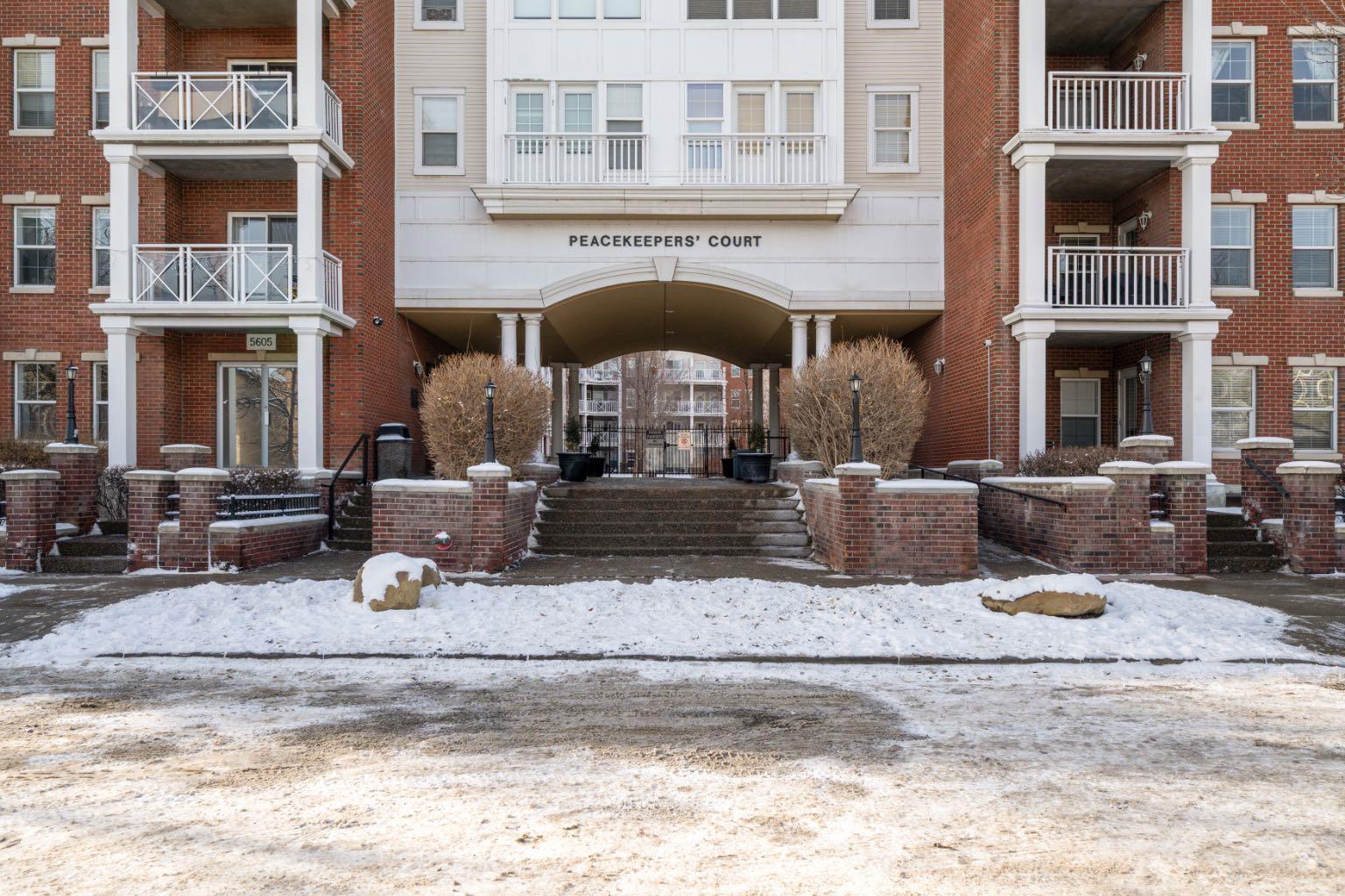 5605 Henwood Street SW 2211