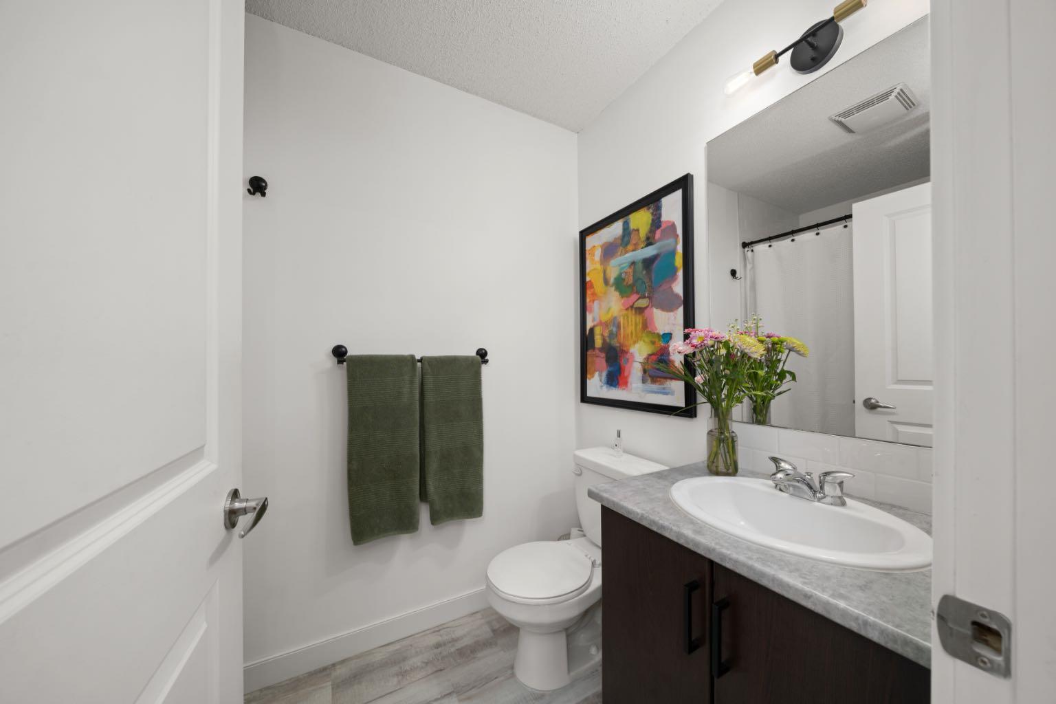 5605 Henwood Street SW 2211