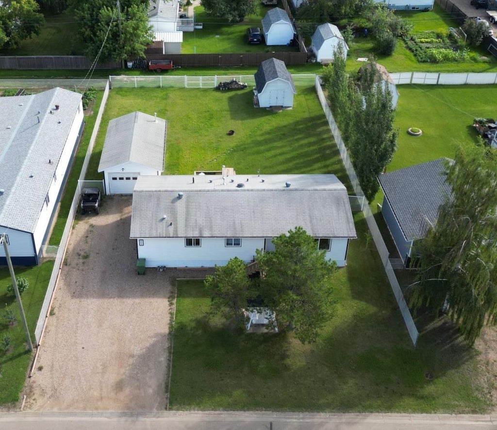 Photo of 10629 101 Ave, La Crete, AB T0H 2H0 (MLS # A2336927)