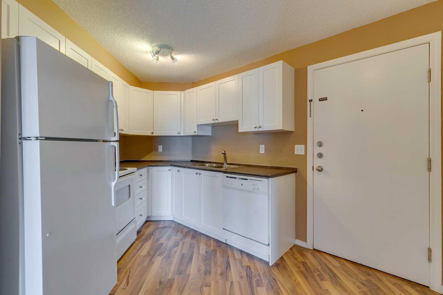 60 Panatella Street NW 1413