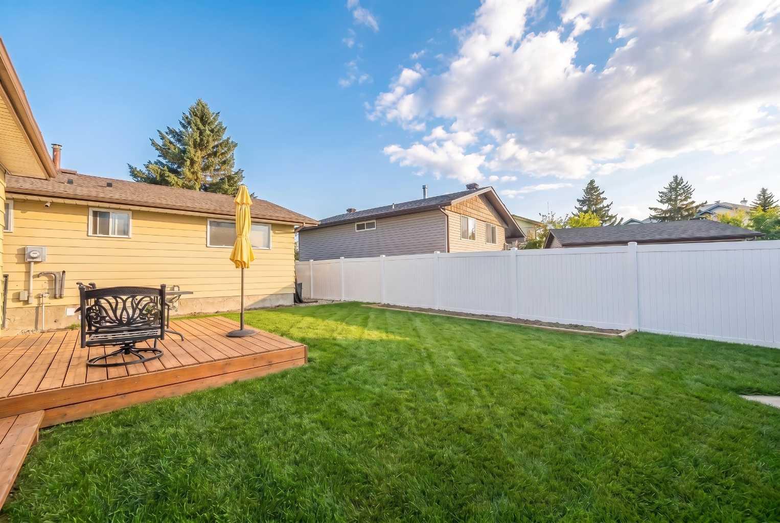 116 Dovercrest Way SE